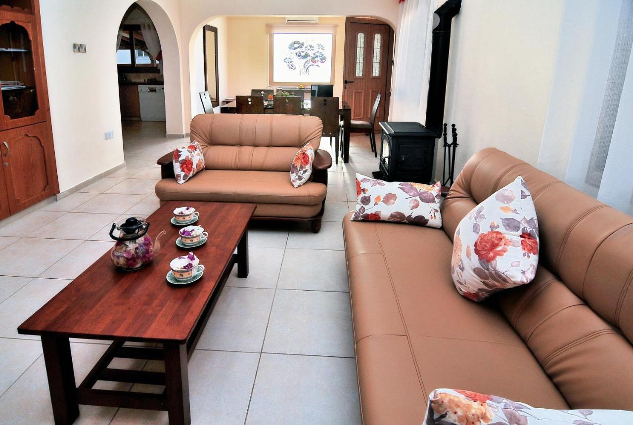 Chronas By Prestige Bookings คอรัลเบย์ ภายนอก รูปภาพ