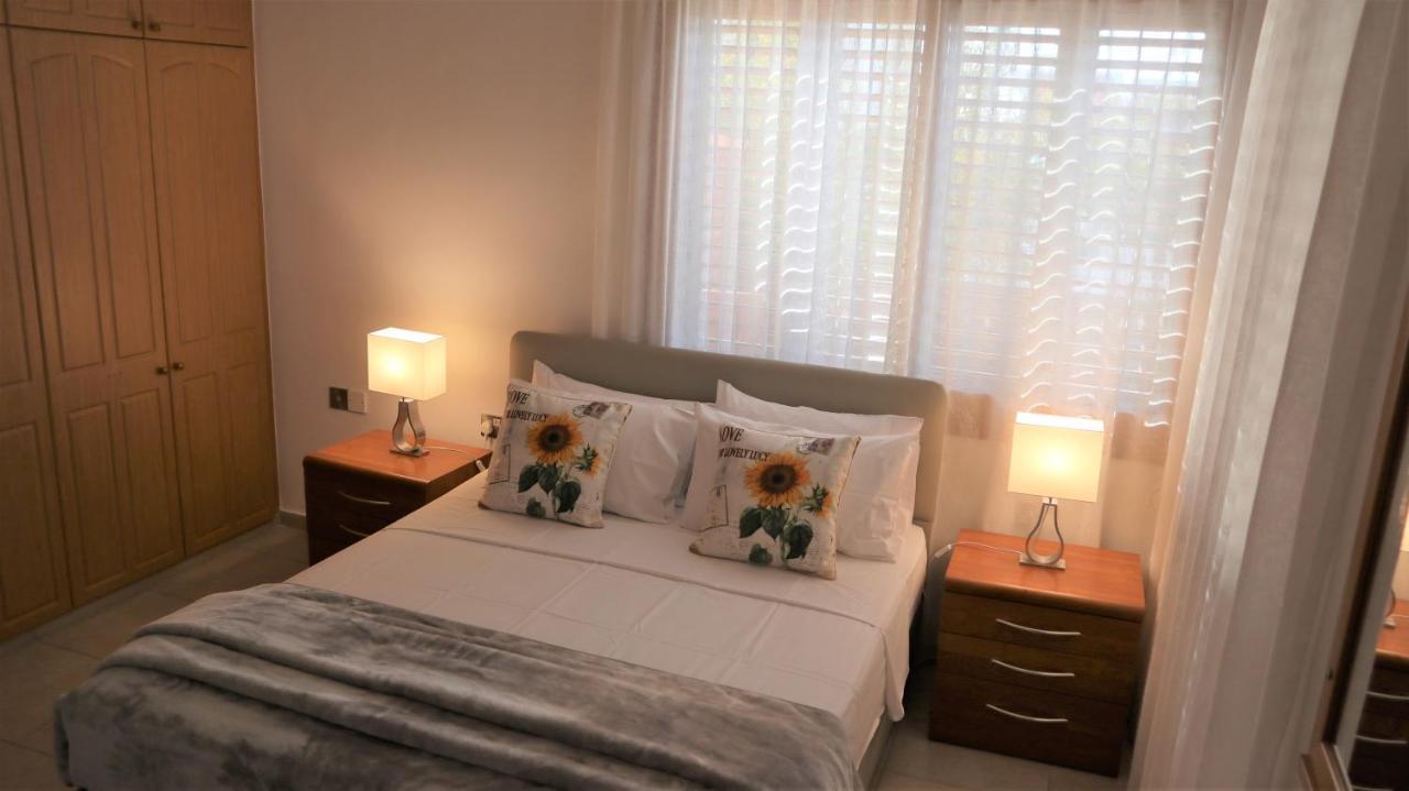 Chronas By Prestige Bookings คอรัลเบย์ ภายนอก รูปภาพ