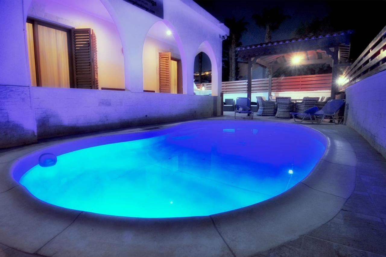 Chronas By Prestige Bookings คอรัลเบย์ ภายนอก รูปภาพ