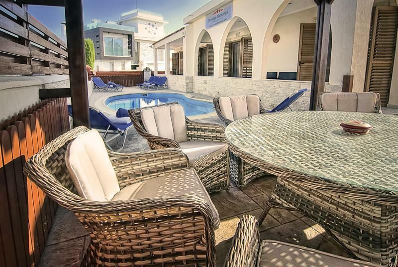 Chronas By Prestige Bookings คอรัลเบย์ ภายนอก รูปภาพ